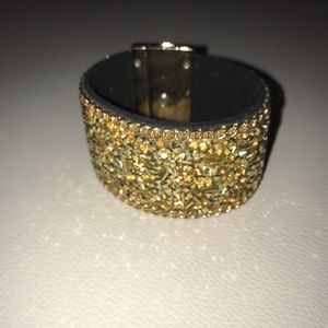 sparkly circle express bracelet